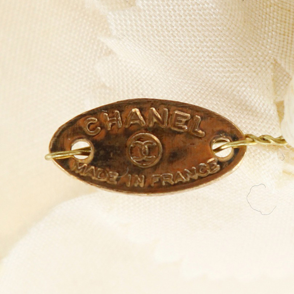 Pre-Loved Chanel Wool Camellia Brooch - Picture 3 of 9